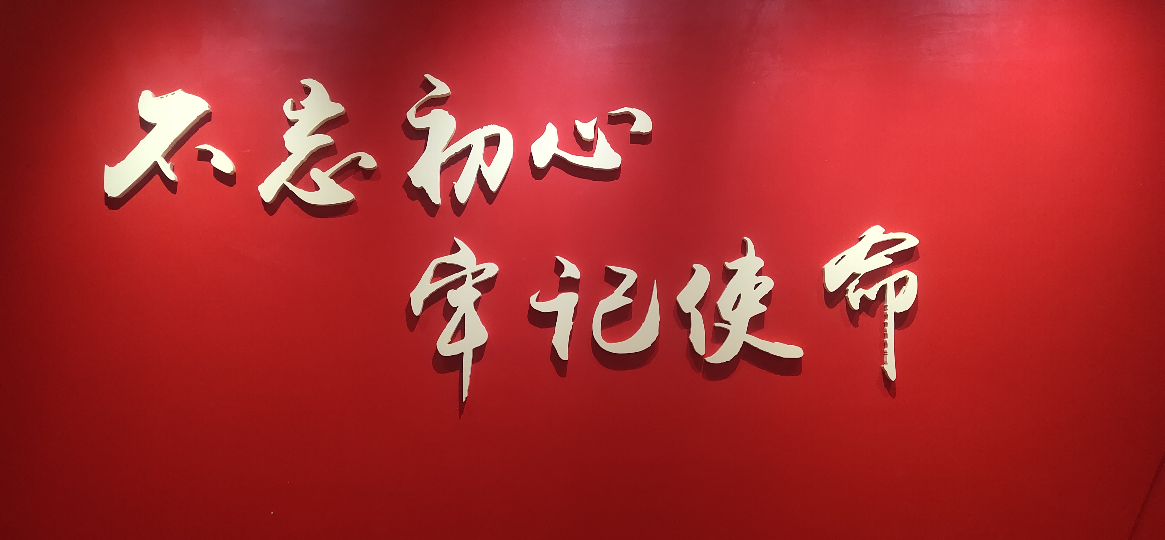 390710b27363a5e3b35ee0e316b7a40e.jpg 图片1.jpg