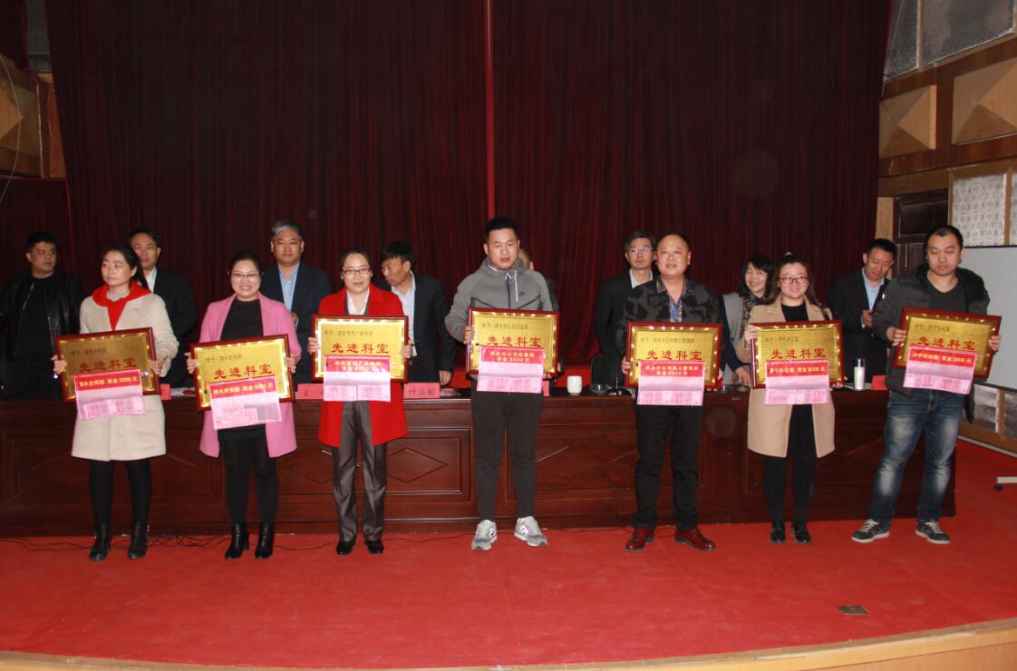 c7729c3df2d7d37bdb3ee322a364d287.jpg 3.jpg